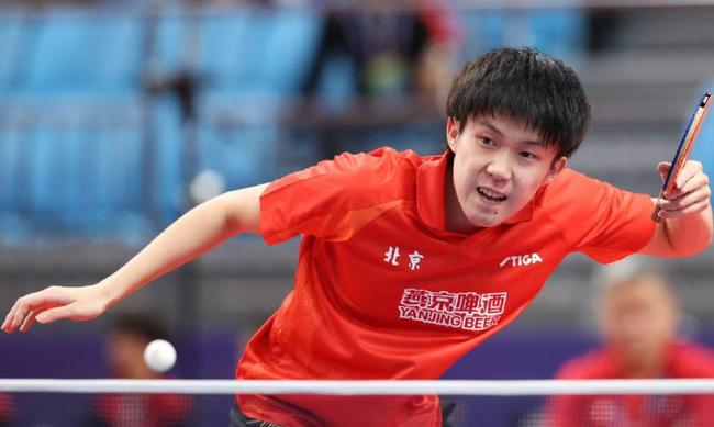 他的缺席意 他的缺席意