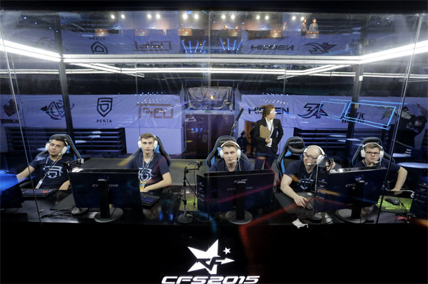 异常冷静 异常冷静