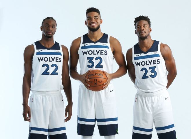 对我方更舒 对我方更舒